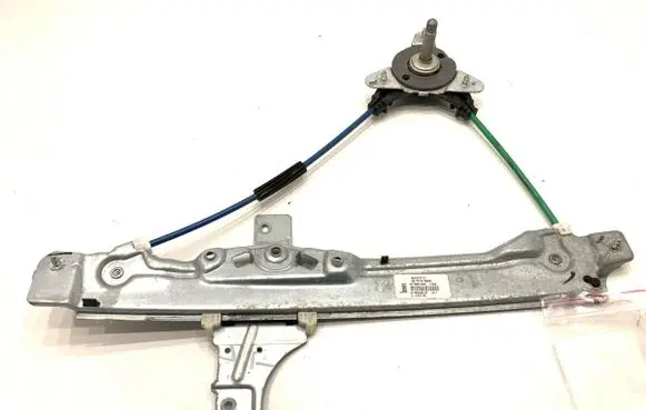 Peugeot 208 I Rear door window regulator with motor 9673153980