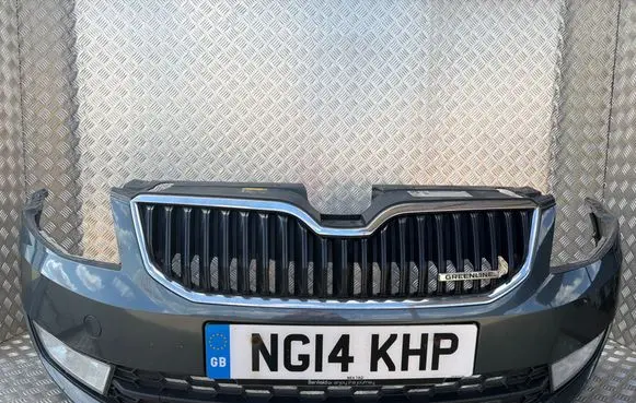 Skoda Octavia Mk3 (5E) Front bumper 