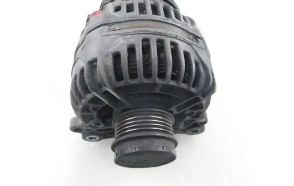 Volkswagen PASSAT B5.5 Generator/alternator 0124515083 028903031