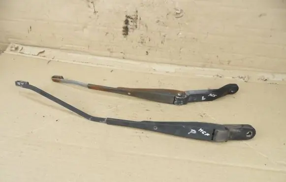 MG MGF Front wiper blade arm