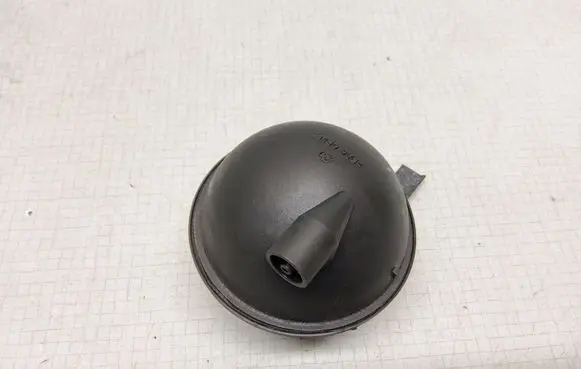 Volkswagen Bora Vacuum air tank 054129808 038103811