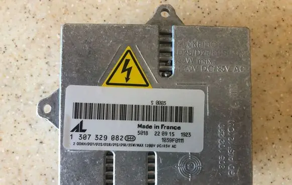 BMW 3 E46 Headlight ballast module Xenon 1307329082
