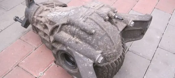 Mercedes-Benz GL X164 Rear differential