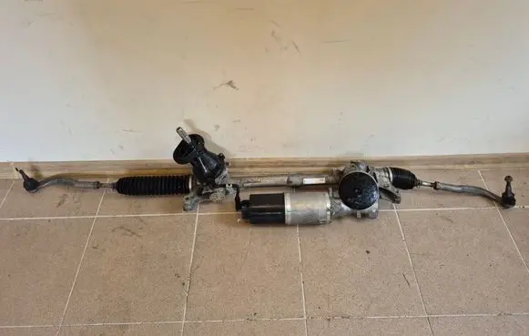 Volvo XC40 Steering rack 32333924