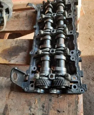Opel Astra G Camshaft 