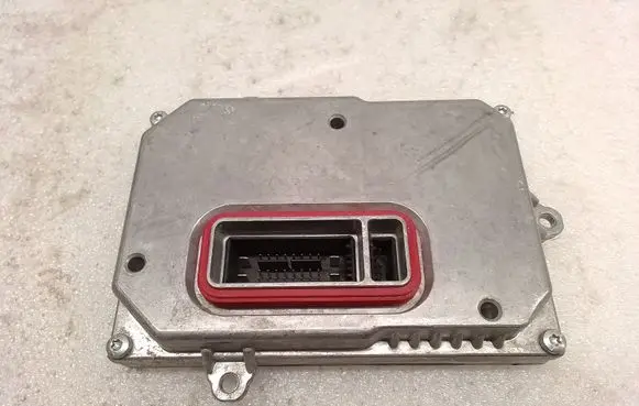 Mercedes-Benz B W245 Headlight ballast module Xenon 1307329119 A1698207185