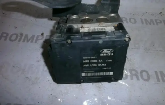 Ford Escort ABS Pump 96FB2C013AA 96FB2M110AB