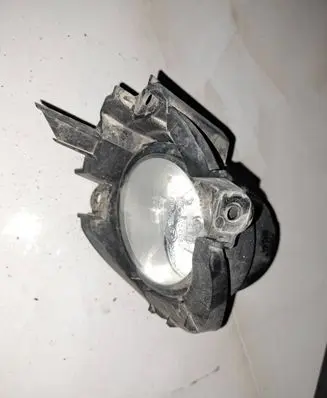 Toyota Avensis T270 Front fog light 89210657 49901668 A044633