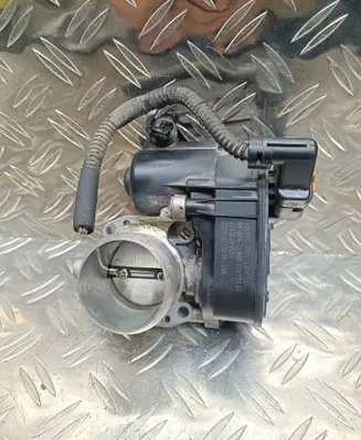 Citroen C4 III e-C4 Throttle body valve 9801942080 017504 27633K02