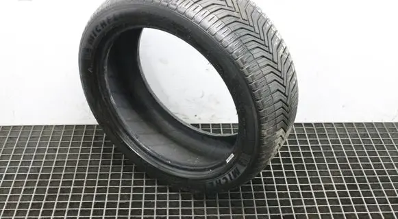 Jaguar XK8 - XKR R12 summer tire 24545R18