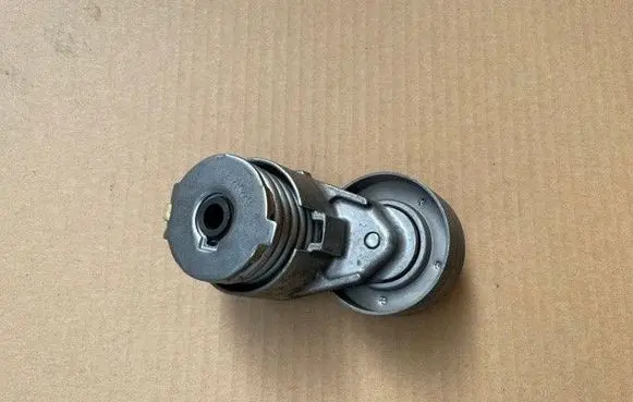 Renault Trafic II (X83) Alternator belt tensioner 8408241622-T