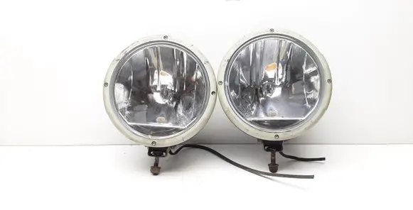 Volvo V70 Non-factory (optional) fog light 