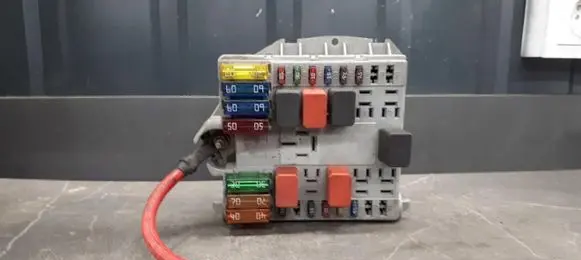 Fiat Punto (188) Fuse box set 46835425