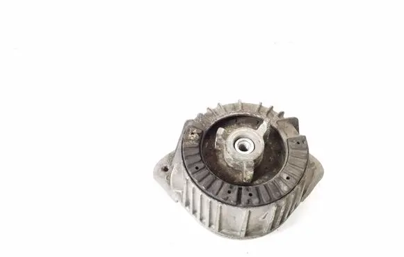 Mercedes-Benz E W212 Engine mount bracket A2042400417