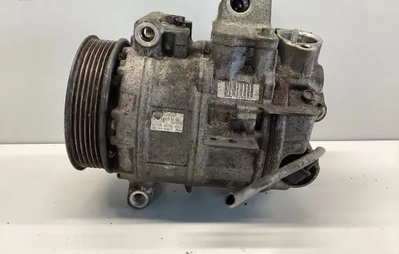 Jaguar XF X250 Air conditioning (A/C) compressor (pump) 8X2319D629BA