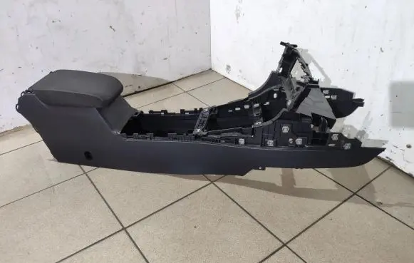Volkswagen Golf VII Center console 5G2863243P 5G2863241