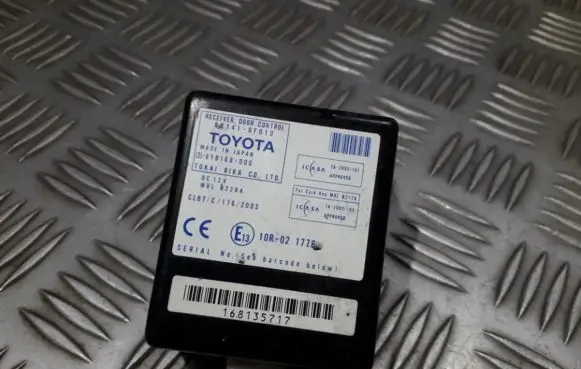 Toyota Corolla Verso AR10 Door control unit/module 897410F010 89741-0F010