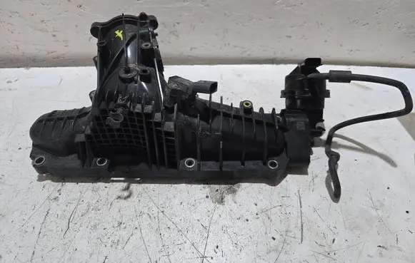 Volkswagen Transporter - Caravelle T6 Intake manifold 04l129709e