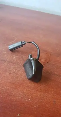 Windshield washer spray nozzle