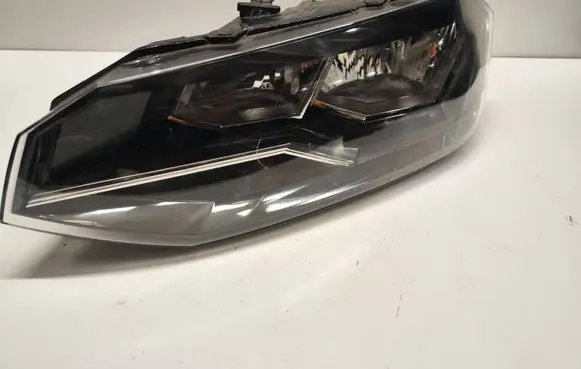 Volkswagen Polo VI Headlight/headlamp 2Q1941005 90099316