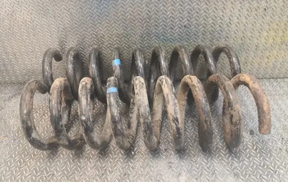 Mercedes-Benz C W203 Set of springs and shock absorbers (Front and rear) 