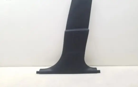 BMW 5 E60 E61 (B) pillar trim (bottom) 7027090