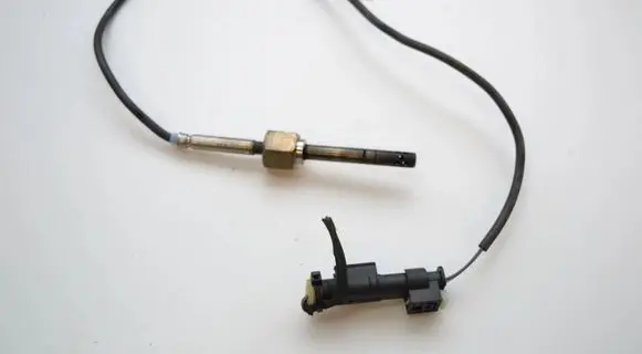 Audi A3 S3 8V Oil temperature sensor A0009053905