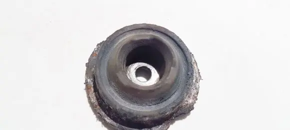 Volkswagen PASSAT B5 Coil spring mount 4d0412377f