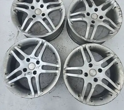 Renault Captur R17 alloy rim 