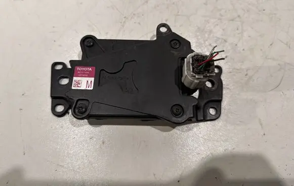 Toyota C-HR I Distronic sensor radar 88210F4040 A2C738165