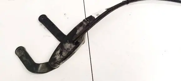 Mercedes-Benz E W211 Front wiper blade arm A2118200444