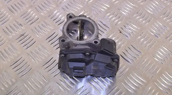 BMW 5 F10 F11 Throttle valve 7810752
