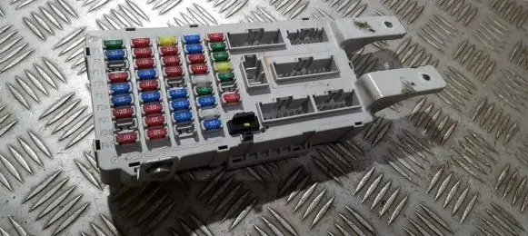 Hyundai Santa Fe Fuse box set 919502b400 91950-2b400ak-6046