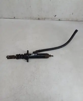 Audi 80 90 B3 Clutch master cylinder