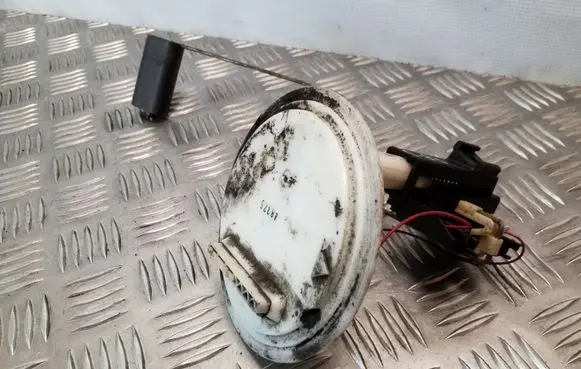 Volvo S80 Fuel level sensor 
