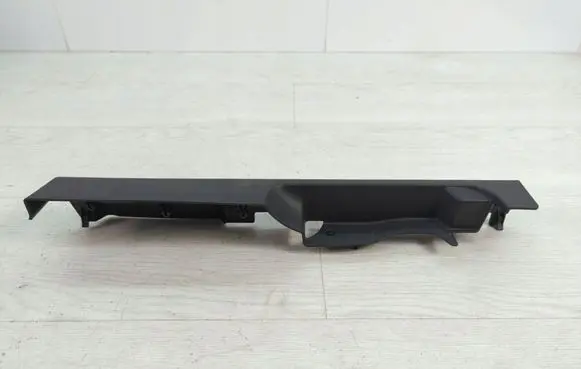 Peugeot 5008 II Front door seat control surround trim 9684635777