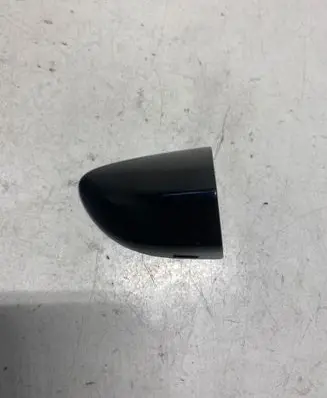 Volkswagen PASSAT B6 Front door handle cover 3C0837880
