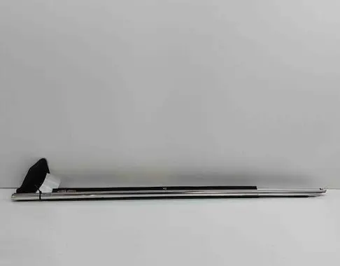 Audi A8 S8 D4 4H Front door glass trim molding 4H0853283C
