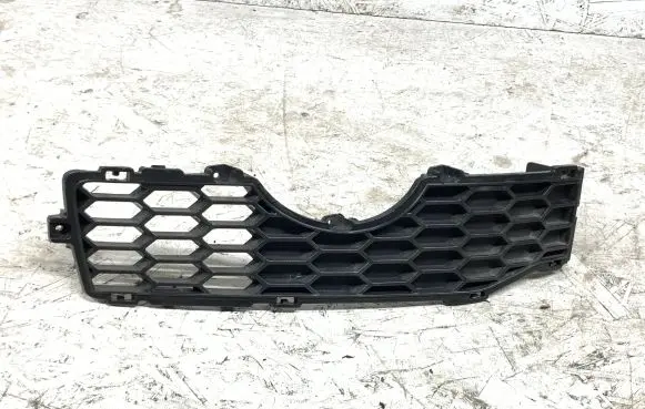 Chevrolet Captiva Front grill 96623661