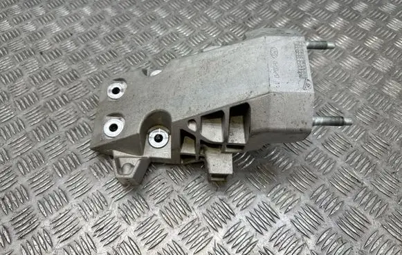 KIA EV3 Engine mounting bracket