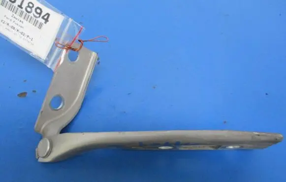 Ford Fusion Engine bonnet/hood hinges