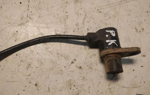 Toyota Avensis T220 ABS brake wheel speed sensor 8954305030