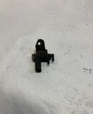 Volkswagen Caddy Turbo solenoid valve 1J0908283C