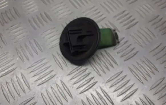 Seat Cordoba (6L) Heater blower fan relay 
