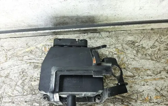 Audi A3 S3 8P Turbo solenoid valve 1K0906279B