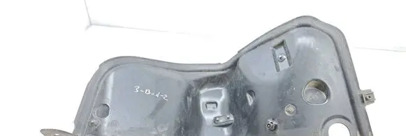 Volkswagen Touareg II Heat shield in engine bay 7P6819512C 7P6819512 PA66GF30