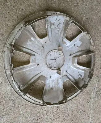 Dacia Logan I R15 wheel hub/cap/trim 8200789772