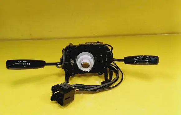 Mazda Demio Wiper turn signal indicator stalk/switch 175026