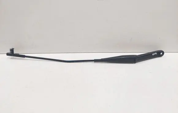 Ford Focus Front wiper blade arm 4M5117526CB