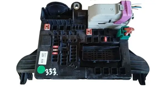 Opel Insignia A Fuse module 544949969 529050199